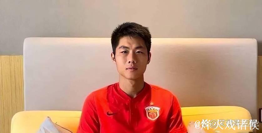 上港队将与四位国脚提前续约,魏震出人意料领衔,最终以官宣为准 上港队将与四位国脚提前续约,魏震出人意料领衔,最终以官宣为准